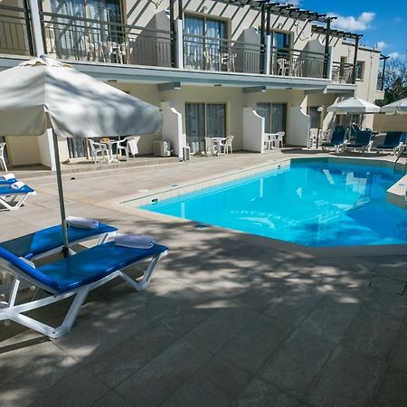 Crystallo Apartments Paphos Ngoại thất bức ảnh