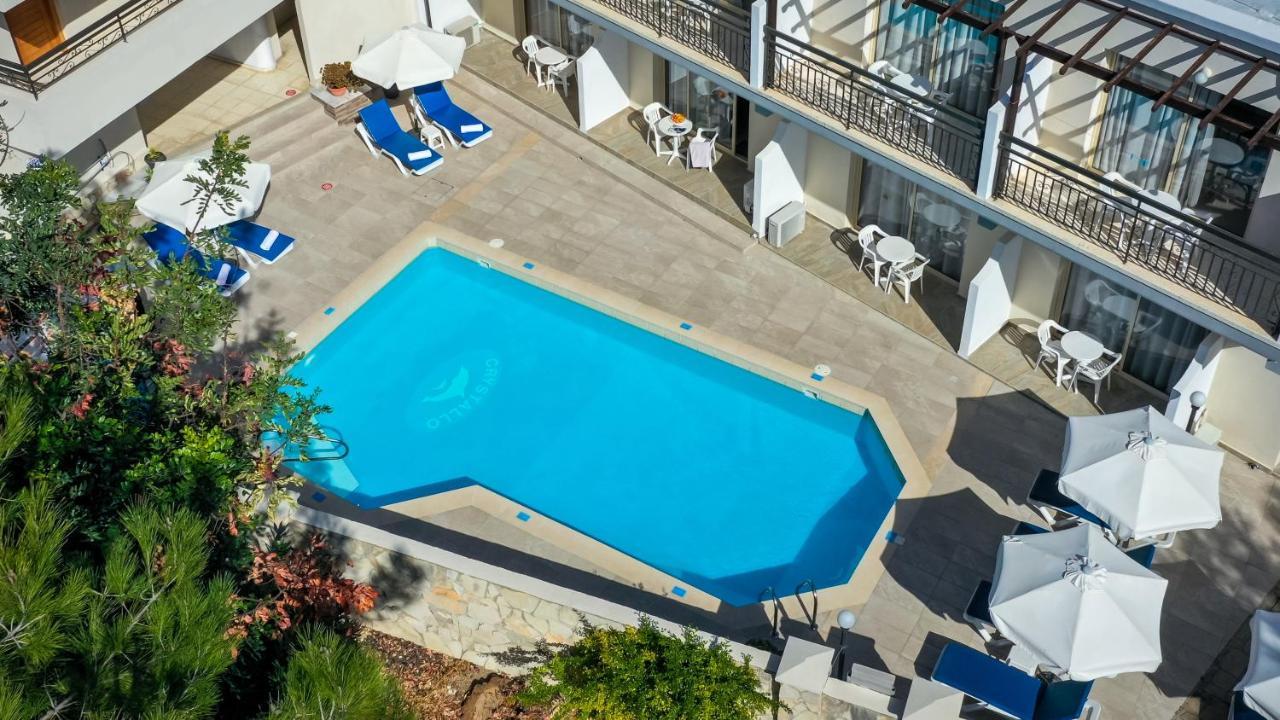 Crystallo Apartments Paphos Ngoại thất bức ảnh