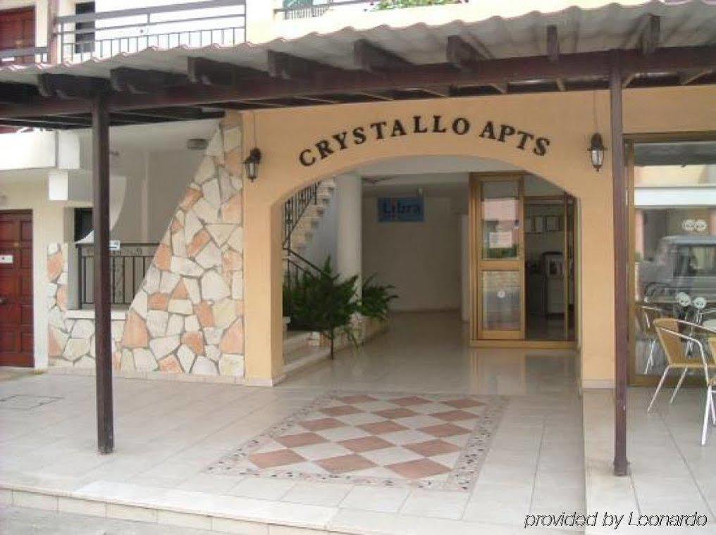 Crystallo Apartments Paphos Ngoại thất bức ảnh